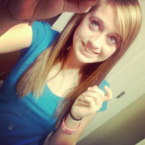 Brianna; Sophomore:D And enjoying life