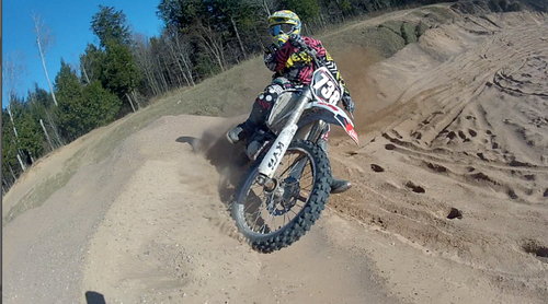 ThaDrewman9624's profile picture. This is a YouTube twitter account go watch my dirt biking videos on Youtube my personal account is @drewman9624