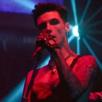 ⛧Fₐₙ A꜀꜀ₒᵤₙₜ ⛧

@andyblack @blackveilbrides
@GhostWhoHaunts @lilithczar