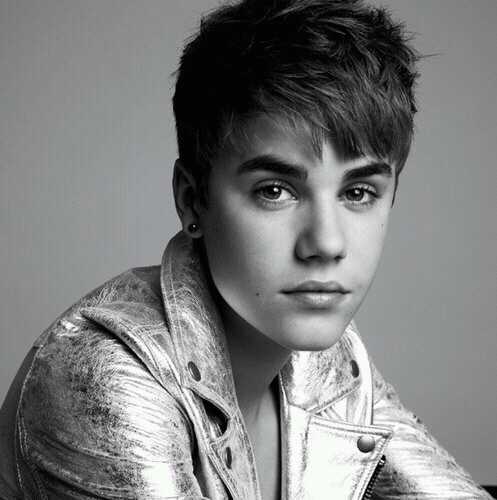 im a proud member of the belieber family.. al support him all the way through anything. hes such an inspiration.. love him loads333