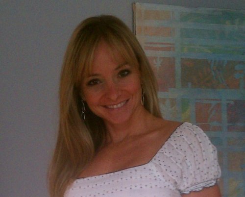 KatMcWhit's profile picture. 