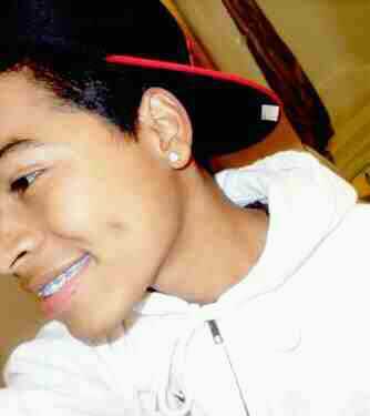 #TEAMBRACEFACE :} Giovanni Gonzales is my namee. Follow me and get to know me!