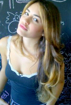fan de @laliespos ! sigo a todas las fans de los casi angeles SEGUIME!