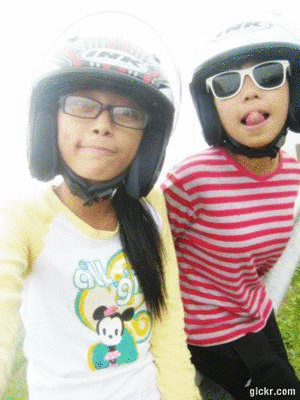 FOLLOW yaa nanti tak FOLLOWBACK :D jngan lupa MENTIOON :D