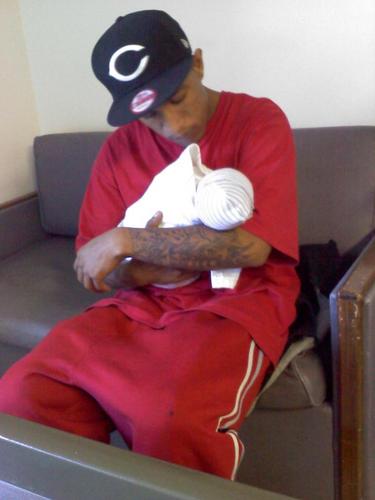 AINT NO LOVE LIKE THA LOVE OF A FATHER..