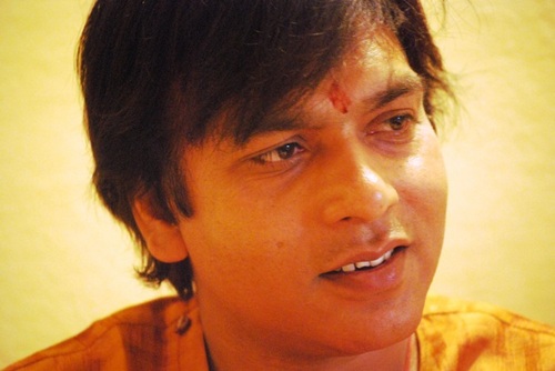 i am a bhajan (devotional) singer from the family of 
'sharmabandhu . my sundarkand recitation and bhajan sandhya are very popular now a days. +919425916945