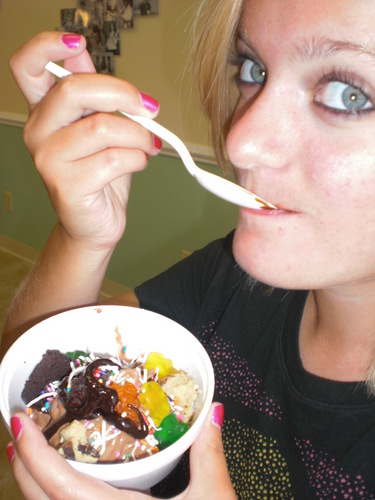 My frozen yogurt web site helps support my college education, please visit  :  )  thanks...
Marketing Advice - http://t.co/L56gwVyZ