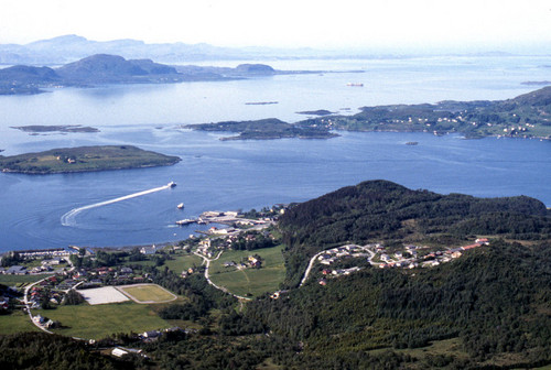 askvoll_'s profile picture. Forby Islamiseringen av Norge - Askvoll Bygd:
https://t.co/AxkIM7FOTt