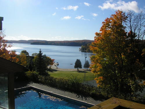 Hidden Valley Resort in Huntsville, Muskoka. Great Accommodation! Specializing in Weddings! The Birches Restaurant! And its ALL on the shore of Peninsula Lake!