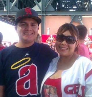 danielelide's profile picture. chillin with my girl and PPP!!