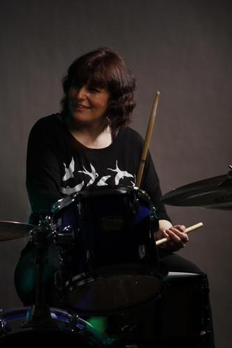 Drummer, music addict, sea, horror n' horses. If a Hammer Horror museum ever opens in Bray, can I be Librarian?