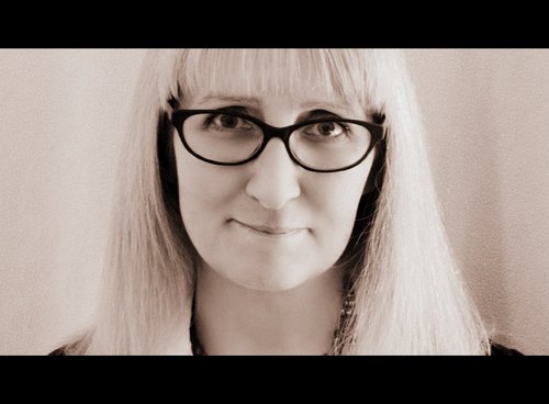 Journalist, health content provider, editor, mum, dog wrangler, beach lover, ever hopeful