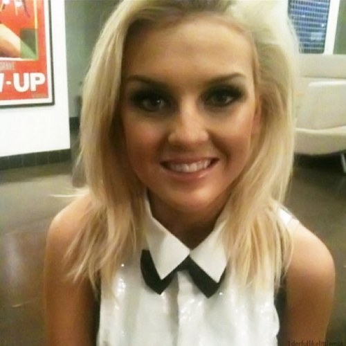 falseperrie's profile picture. If I were a boy, even just for a day.