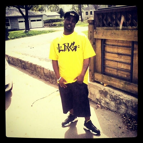 FREE_MY_GUYS's profile picture. @STAYGETNMYMONEYUP@FREEMYNIGGAS@ITSDA30'S