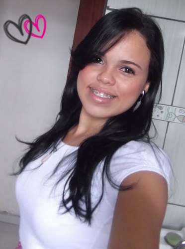 Aquariana, 16 anos, Ameriacana & Corinthiana.  Alegre, doida faço parte das @Asbandoleiras. Vida de Solteira, Super linda & Feliz ♪  ! qer saber ms ? Follow-me.
