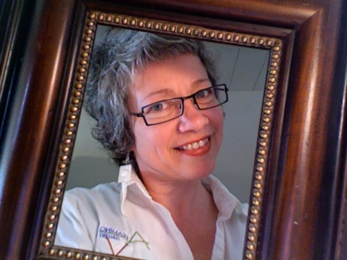 AVFramingGal's profile picture. Owner of AV Framing Gallery--fab custom picture framing and fine art gallery in downtown Indianapolis! If it's worth framing, frame it ONCE!