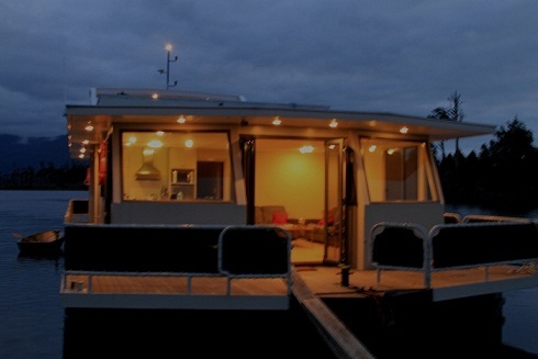 Houseboats_NZ's profile picture. 4 Bedroom Floating Apartment for hire on Lake Brunner, West Coast, NZ