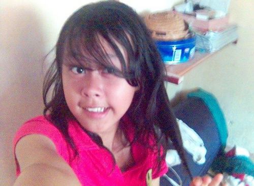 Tweetmelati's profile picture. 27-09-1998/follow gwe ya all,, NtAr Gwa FOlLbaCk dAhh.. :)