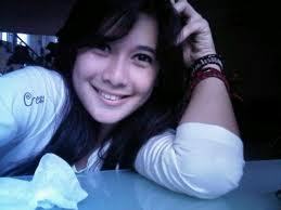 wiwin is SMISYGIRL  girl always happy