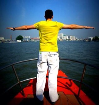 dubneo's profile picture. 