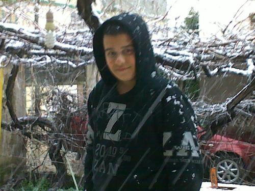 ZakRomeo1's profile picture. كاتب وعاشق للتحدي ومهتم بالتقنية وخبير في الأطعمة وباحث عن الانتصارات.