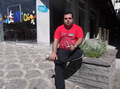 adrianofoesch's profile picture. 