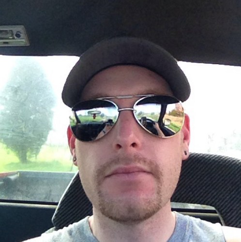 KyleTharpe's profile picture. im 25 years old Kentucky boy born and raised love Brazilian ju-jit-su and cage fighting currently working at mondern plating a factory here in E-town