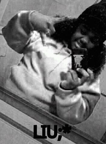 BIGfknScurl's profile picture. legalize gay marriagez bruh bruh