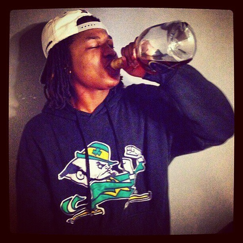 Dat Nigga!!!....Fwm Doe     
#teamrealrasta#teamfucklove3#teamscorpio#teammoney.ova.slutz#teambig30's
