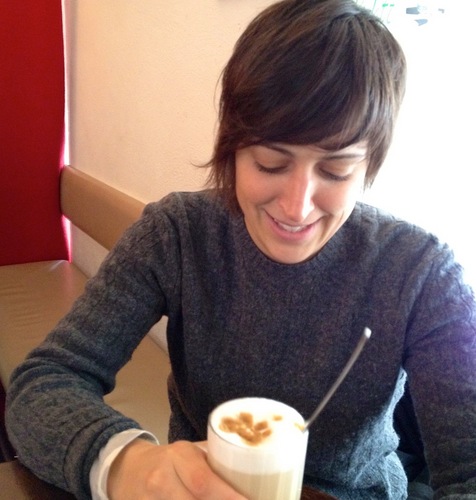 marybside's profile picture. Hi, I'm Mary B. I smile a lot and tweet a little. ✌️