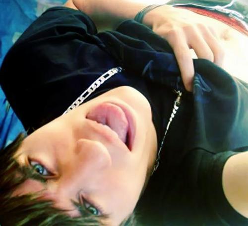 erictwiteric's profile picture. ''You'll feel my emotions if you look in my eyes''