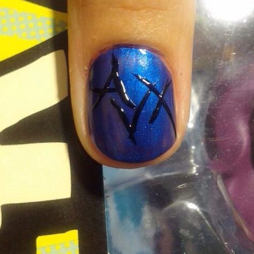 Kimplicles's profile picture. Graduate, Artist, movie lover, persistant and hard worker, enthisiastic and HAPPY! 

Lets keep it short n simple...hahaha ^_~