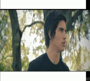 Joey is amazing and I'm just here to state that (; @JoeyGraceffa HEY MONSTER
