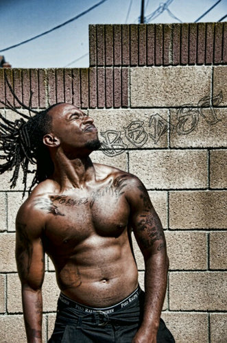Not only THEE B3AST but iam GOD'S B3AST,I'm not a follower but I will make an xception 4 twitter=) #teamiworkout #LALakers #stlRams #teamTebow #SlumGrad #OhBoi