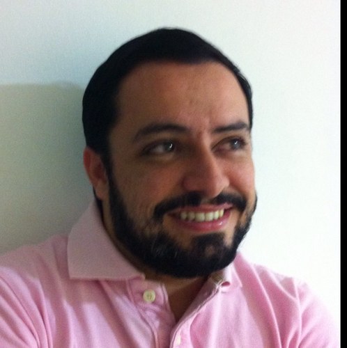 fcabralfilho's profile picture. Católico. Família. Cidadão. Professor. Direito.