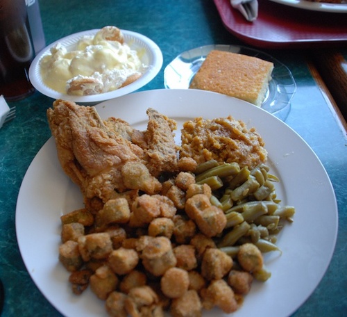 I blog on food and drink culture in Greenville,SC. I also like tech, politics and pop culture. Attorney. Tweets ARE NOT legal advice.