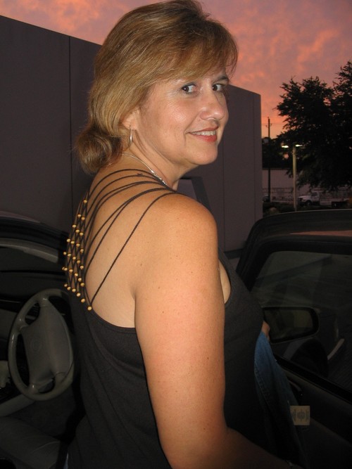 gam_jez's profile picture. goofy gal *s*