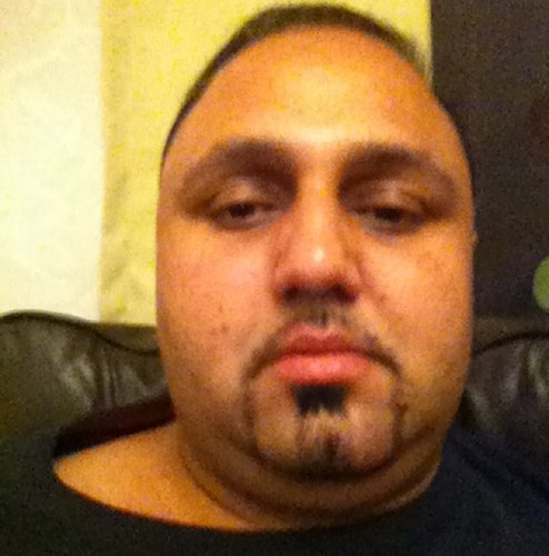 fakhri_d's profile picture. 