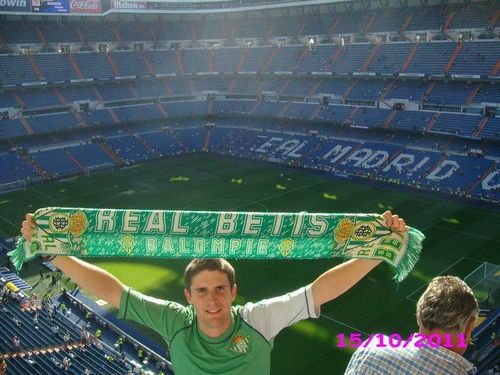 saki11carlos's profile picture. 