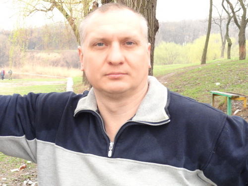 Обожаю отдыхать на природе. Увлекаюсь энергетикой, механикой, гидравликой, кулинарией, строительством и многим другим техническим и нет.
