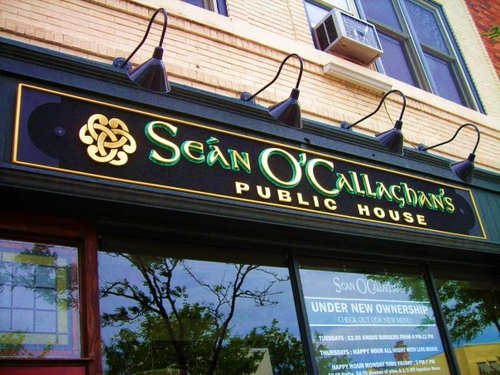 Located in beautiful Plymouth, MI. This traditional Victorian Irish Pub has great food, beer, and craic for all to enjoy! Check our website for daily specials!