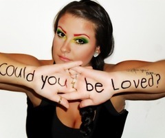 AmberBergman4's profile picture. your fly is down