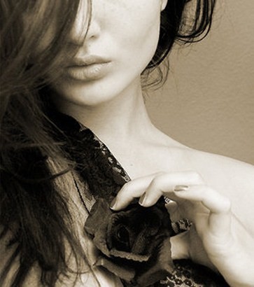 kw_girl223's profile picture. ليس شرطاً ان ترضي الناس جميعا .. فقط حاول ان ترضي من خلقهم