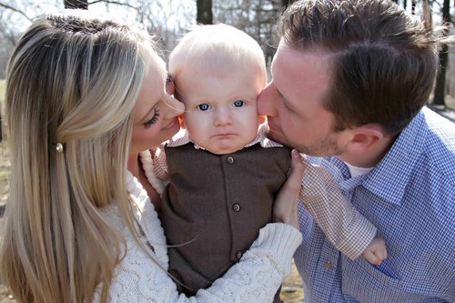 momprojects's profile picture. I love aesthetics! Design, babies, animals and photography are my thing. If I am not on twitter I hope I am taking a photo of a baby animal on a gorgeous sofa