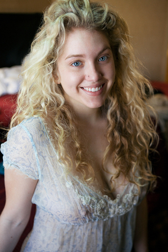 JeanineT1's profile picture. Prairie Girl who hopes to someday be a model.  College in the fall, after that, who knows?