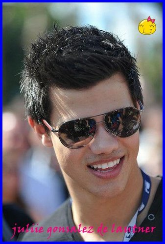 girl_villa's profile picture. amo0 a taylor ,nt,,btr,OD,twilight,y mas......