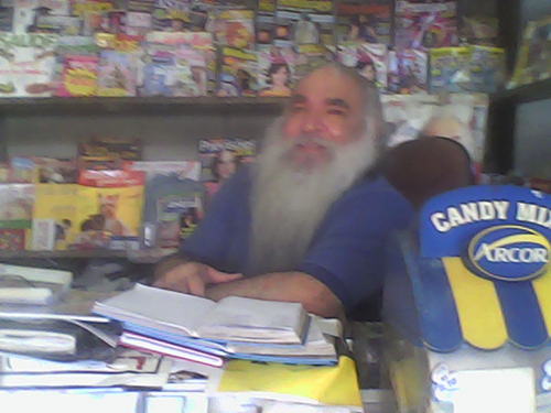 Candidato a vereador em Rib. Preto, em luta por uma cidade melhor! 45.007!!! Jornaleiro há 42 anos, Matemático e amante de filosofia. Sejam bem-vindos amigos!