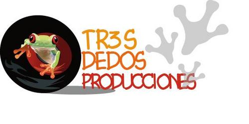 La productora de la recopilacón, juntamos y des-juntamos información, buscamos creatividad, encontramos arte, pasamos por la teoría y hacemos un poco de todo.