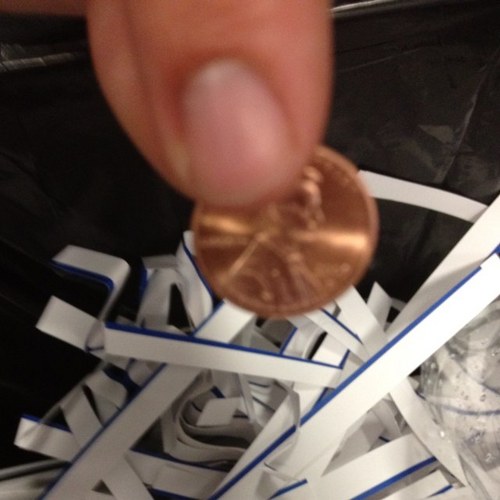 ThrowyourpennEs's profile picture. 