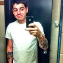 Drew Travis - @sneakydodo - Twitter